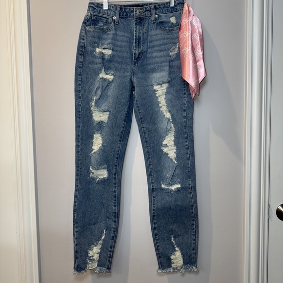Juicy Couture Denim - Juicy Couture NWT Pink JC Belt Look Scarf Med Blue Destroyed Venice Jeans Sz‎ 28